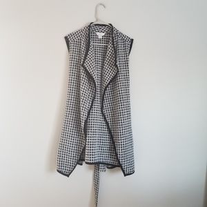 Christopher & Banks vest